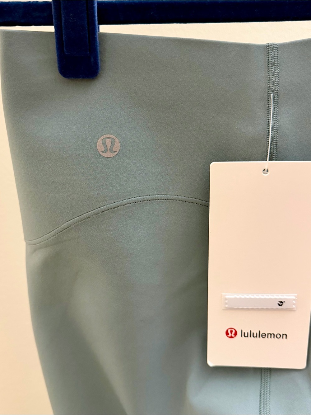 NWT Lululemon Glow Up HR Tight 28" Carob Blue Sage Green Size 6 - Picture 4 of 4